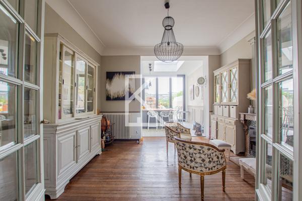 Maison bourgeoise au coeur du triangle d'or