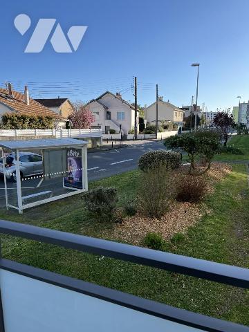 ORVAULT Plaisance. T4 de 73,12 m², Séjour + Salon - Cuisine ,  2 chambres ,   Cave + Stationnement. 