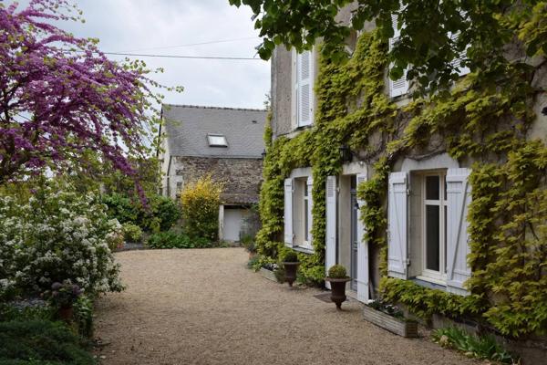 Belle Maison de Charme avec suite parentale au RdC !