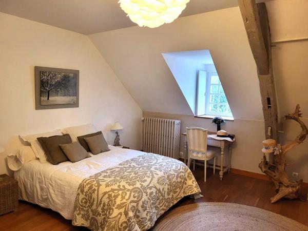 Belle Maison de Charme avec suite parentale au RdC !