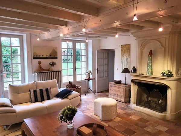 Belle Maison de Charme avec suite parentale au RdC !
