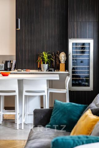 Appartement rénové face au Panthéon