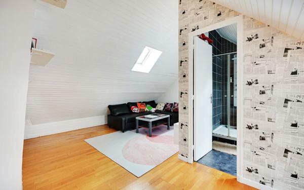 Maison à vendre    7 pièces • 350 m2 Lésigny