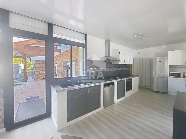 Maison Avion 5 pièce(s) 120 m2