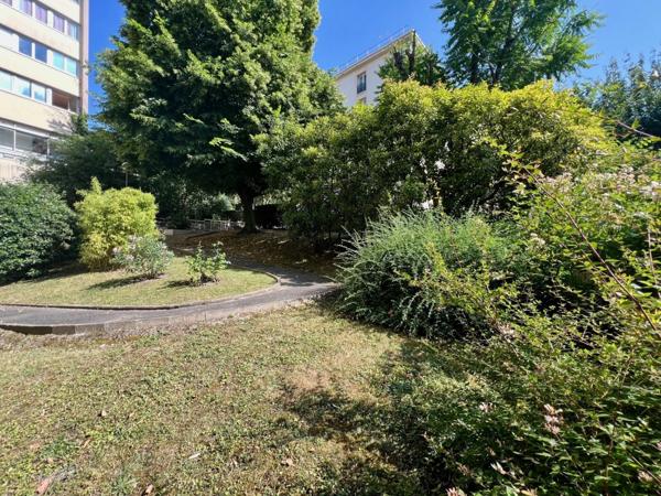 PANTIN (93)– Petit Pantin / Les Limites : Appartement familial de 96 m², 5 pièces – Séjour, Salon, 3 chambres, 2 Balcons, Parking, Cave