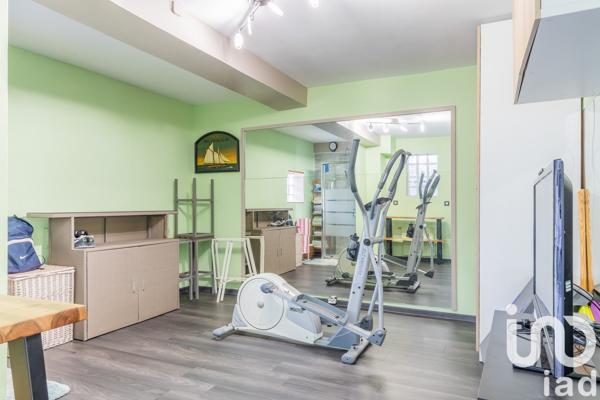 Maison à vendre 10 pièces 162 m² Longjumeau