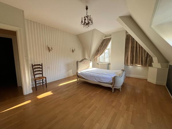 Maison de Maître SECLIN