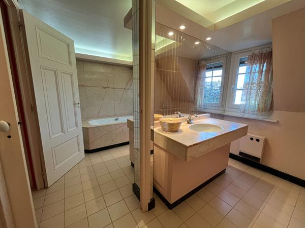 Maison de Maître SECLIN