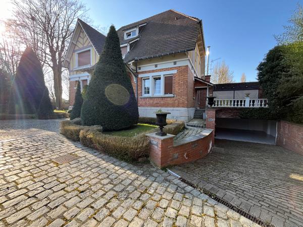 Maison de Maître SECLIN