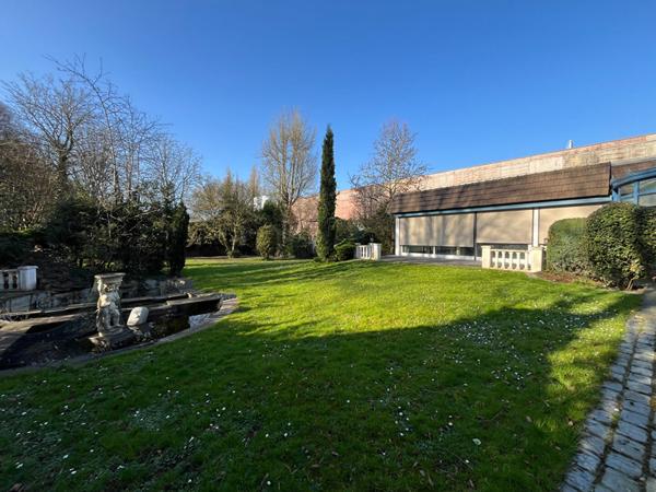 Maison de Maître SECLIN