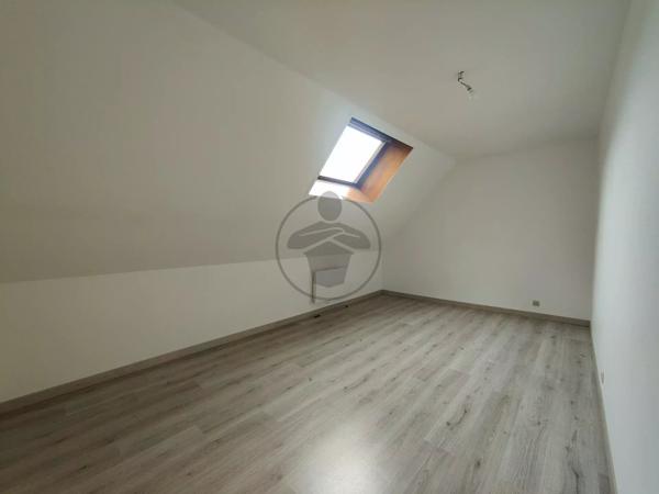 Location Appartement 6 pièces 93 m2 à Baume-les-Dames