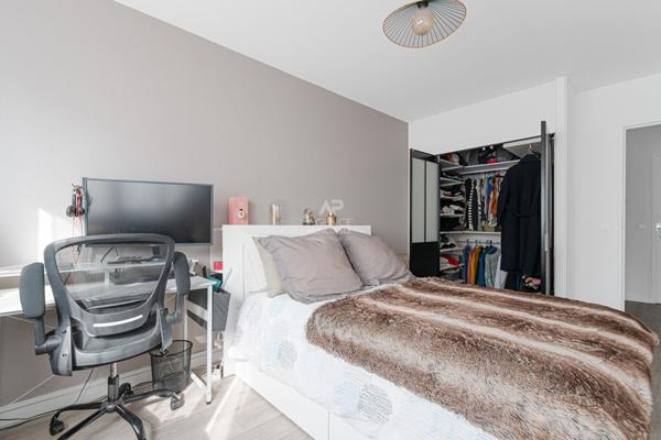 Appartement Saint Germain En Laye 3 pièce(s) 71.99 m2 €299 000 ** - Référence 17476