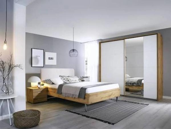 Maison T5 de 144m2 - Prestation haut de gamme - terrain arboré de 964m2 à VERSAILLES (78)