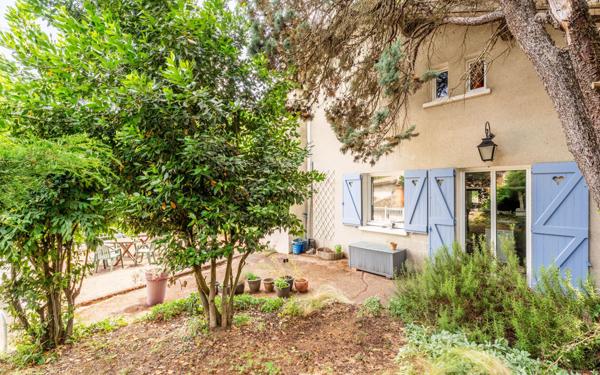 Maison à vendre    7 pièces •  Brussieu