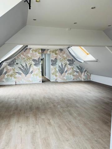 A LOUER APPARTEMENT PROCHE CENTRE VILLE DE ST QUENTIN 02100