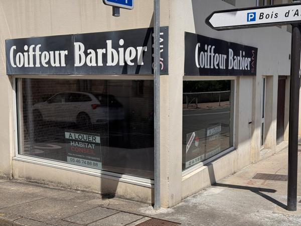 Local commercial saintes rive gauche