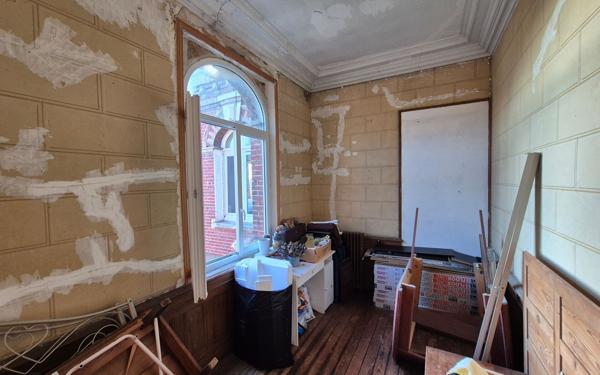 Maison à vendre    8 pièces •  Nesle