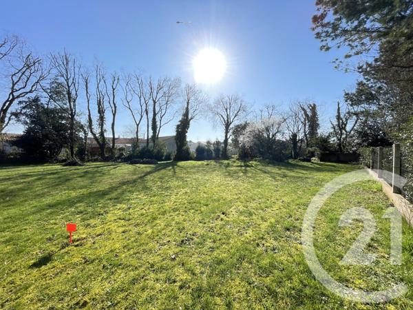 Terrain à vendre  1061 m2 COMMEQUIERS - 85