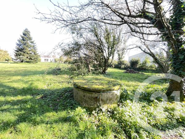 Terrain à vendre  1061 m2 COMMEQUIERS - 85