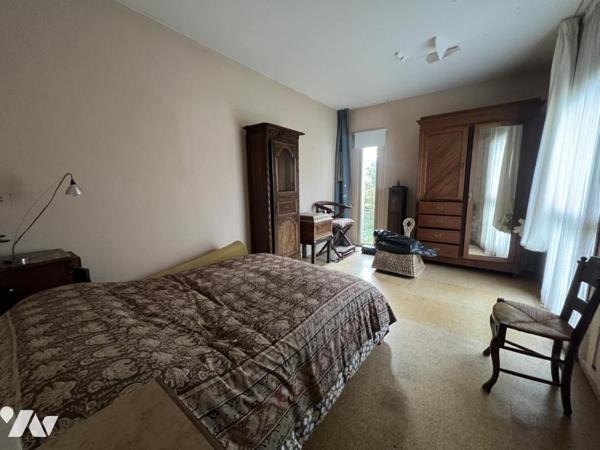 CAEN NORD BUS DE VILLE - Maison d'architecte de plain pied -Terrain 3800 m2