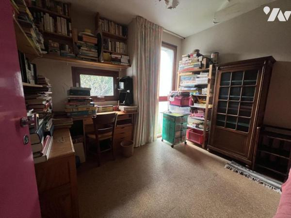 CAEN NORD BUS DE VILLE - Maison d'architecte de plain pied -Terrain 3800 m2