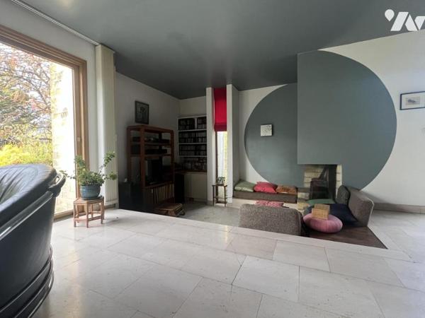 CAEN NORD BUS DE VILLE - Maison d'architecte de plain pied -Terrain 3800 m2