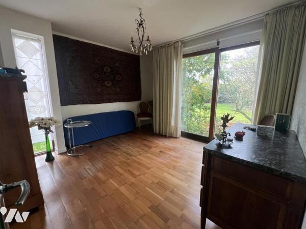 CAEN NORD BUS DE VILLE - Maison d'architecte de plain pied -Terrain 3800 m2