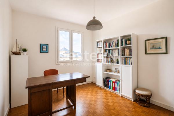 Appartement Nevers, 131m2, standing, concierge, ascenseur, 3 chambres, garage sécurisé, cave, douche