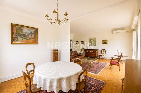 Appartement Nevers, 131m2, standing, concierge, ascenseur, 3 chambres, garage sécurisé, cave, douche