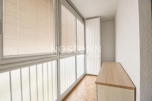 Appartement Nevers, 131m2, standing, concierge, ascenseur, 3 chambres, garage sécurisé, cave, douche
