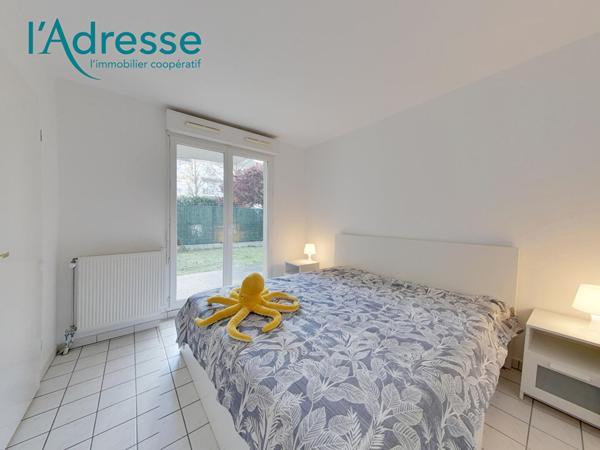 Appartement Emerainville 2 pièce(s) 36 m2 avec jardinet + Box