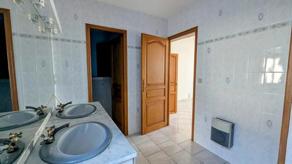 Vente Maison de village 5 pièces 143 m2 à Concressault