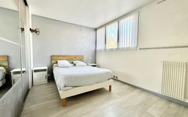 Appartement à vendre    4 pièces • 79,02 m2 Massy