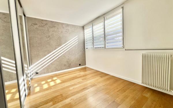 Appartement à vendre    4 pièces • 79,02 m2 Massy