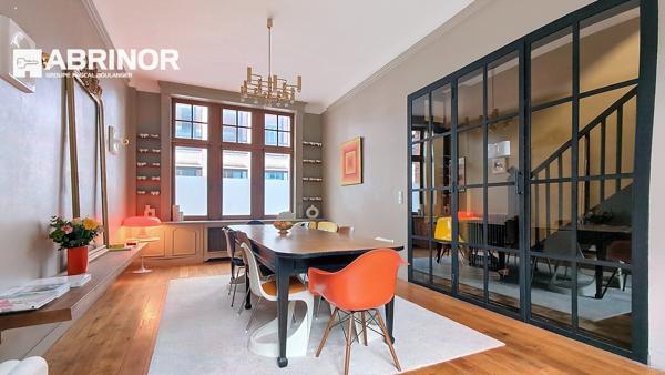 Grande maison familiale de charme, alliant authenticité et confort moderne TOURCOING
