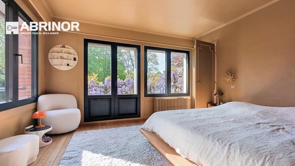 Grande maison familiale de charme, alliant authenticité et confort moderne TOURCOING