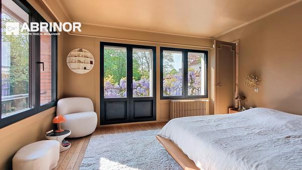 Grande maison familiale de charme, alliant authenticité et confort moderne TOURCOING