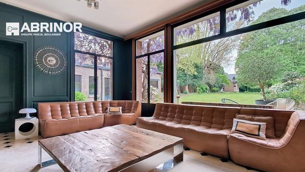 Grande maison familiale de charme, alliant authenticité et confort moderne TOURCOING
