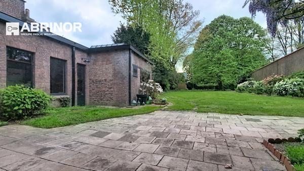 Grande maison familiale de charme, alliant authenticité et confort moderne TOURCOING