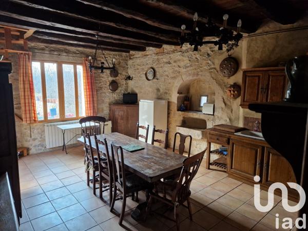 Maison de village 5 pièces de 120 m² à Payrac (46350)