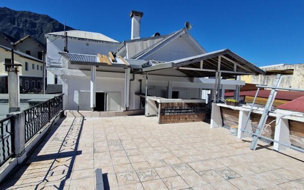 Maison à vendre    4 pièces •  Cilaos