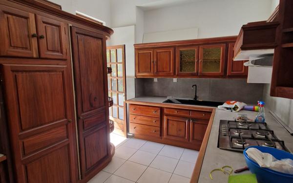 Maison à vendre    4 pièces •  Cilaos