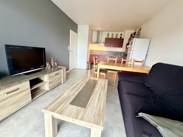 Auray (56400) T 2 Confortable Terrasse + 2 Parkings