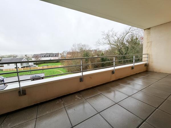 Auray (56400) T 2 Confortable Terrasse + 2 Parkings