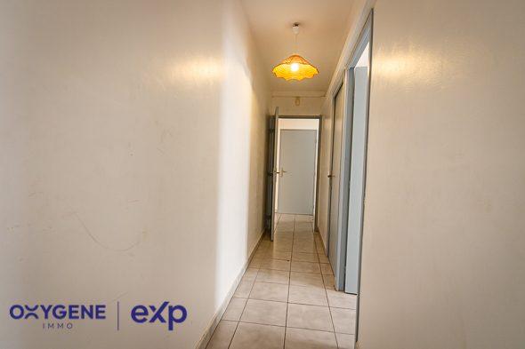 Bel appartement coeur de ville. Maxi terrasse 50M²