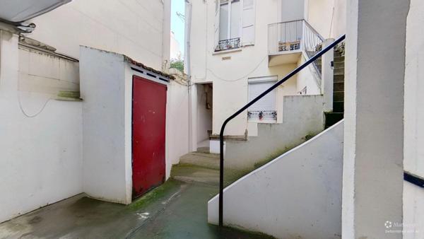 Appartement 2 pièces avec cave Métro Robespierre proche Vincennes