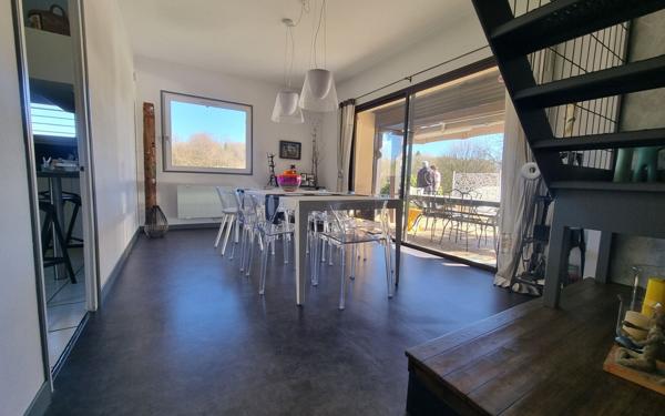 Maison à vendre    5 pièces •  Saint-Yrieix-la-Perche