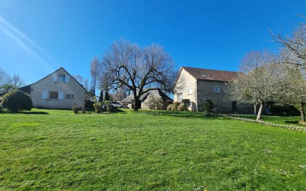 Maison à vendre    5 pièces •  Saint-Yrieix-la-Perche