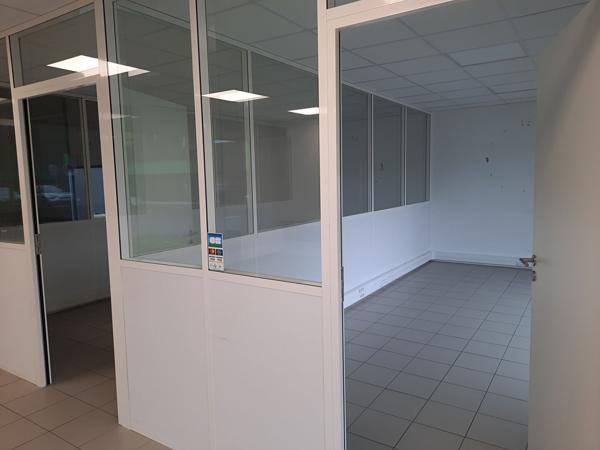 A LOUER - 400 m² - Local d'activité - LES SORINIERES