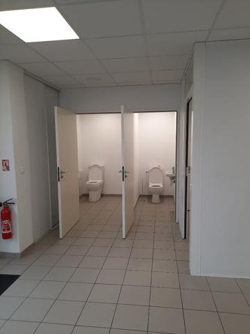 A LOUER - 400 m² - Local d'activité - LES SORINIERES